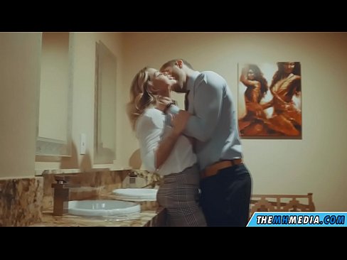 ❤️ Kai krūtininga blondinė vilioja tave viešajame tualete ❌ Kokybiškas seksas prie lt.porn-mz-com.ru ❤